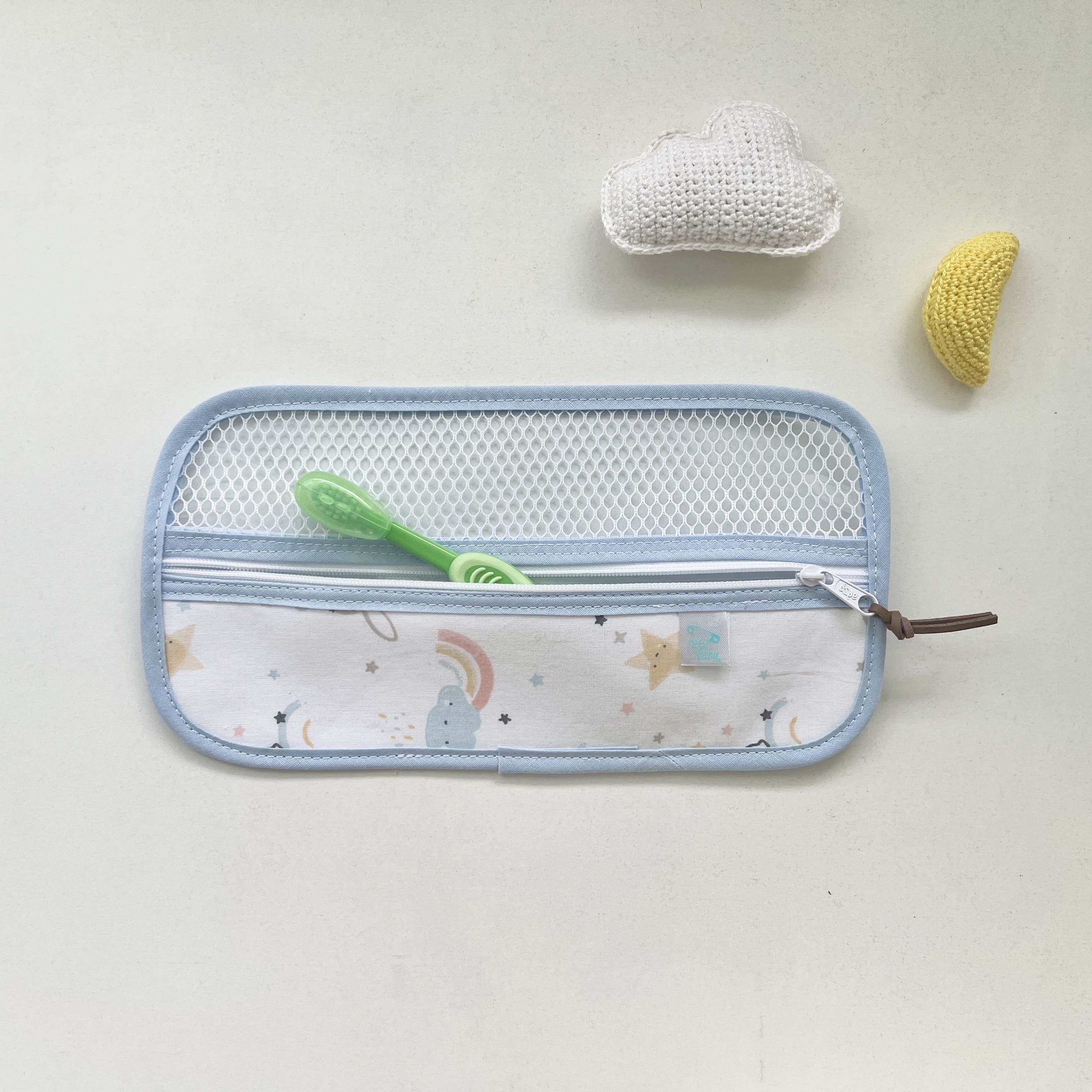 Toothbrush bag