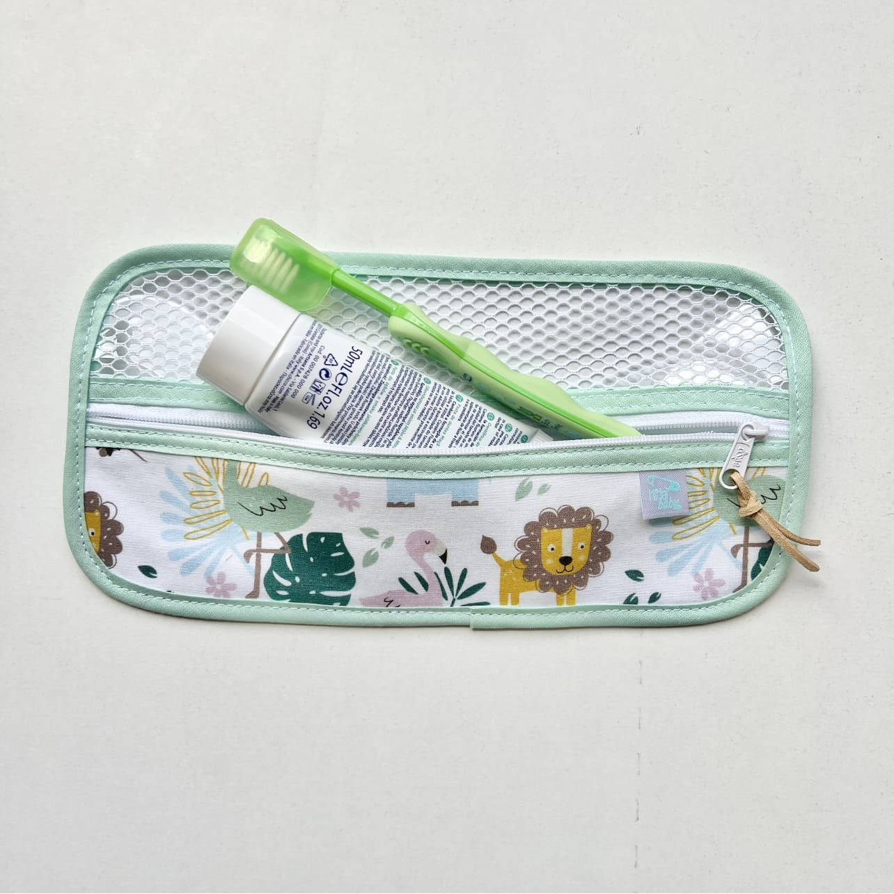 Toothbrush bag